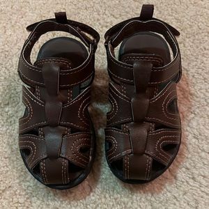 Carter’s toddler sandles size 7 new without tags